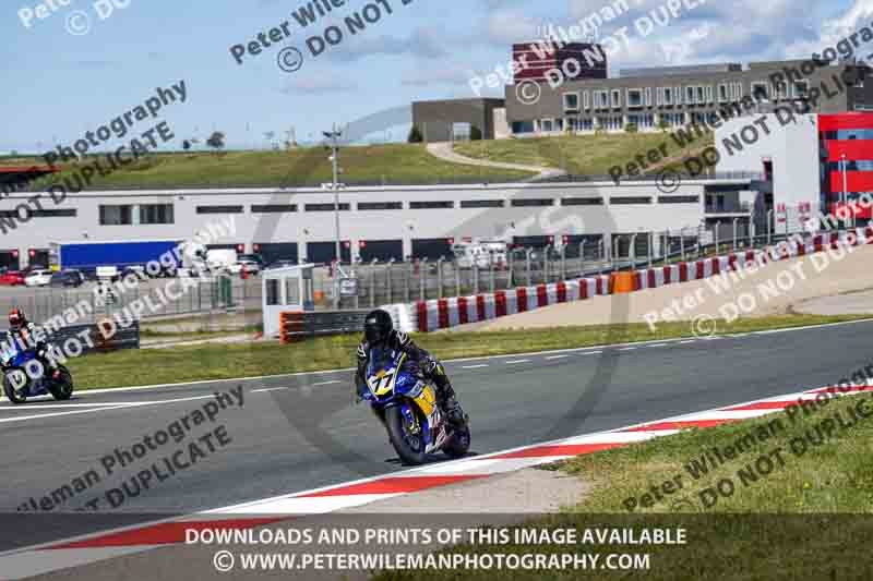 cadwell no limits trackday;cadwell park;cadwell park photographs;cadwell trackday photographs;enduro digital images;event digital images;eventdigitalimages;navarra;no limits trackdays;peter wileman photography;racing digital images;trackday digital images;trackday photos